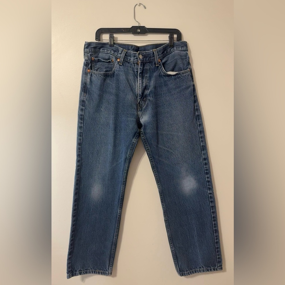 Levi's 505 Mens 36X30 Blue Denim Jeans Straight Leg Regular Fit Med Wash Cotton